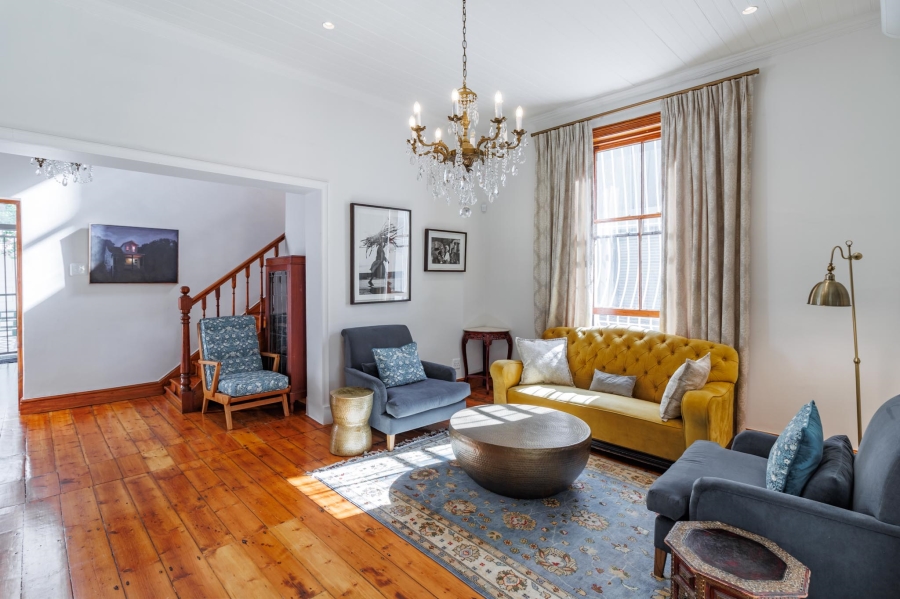 To Let 4 Bedroom Property for Rent in Gardens Western Cape